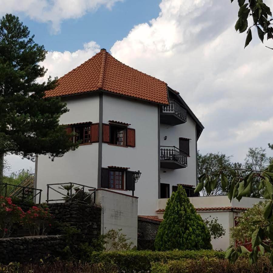 Villa Joele Nicolosi Luaran gambar