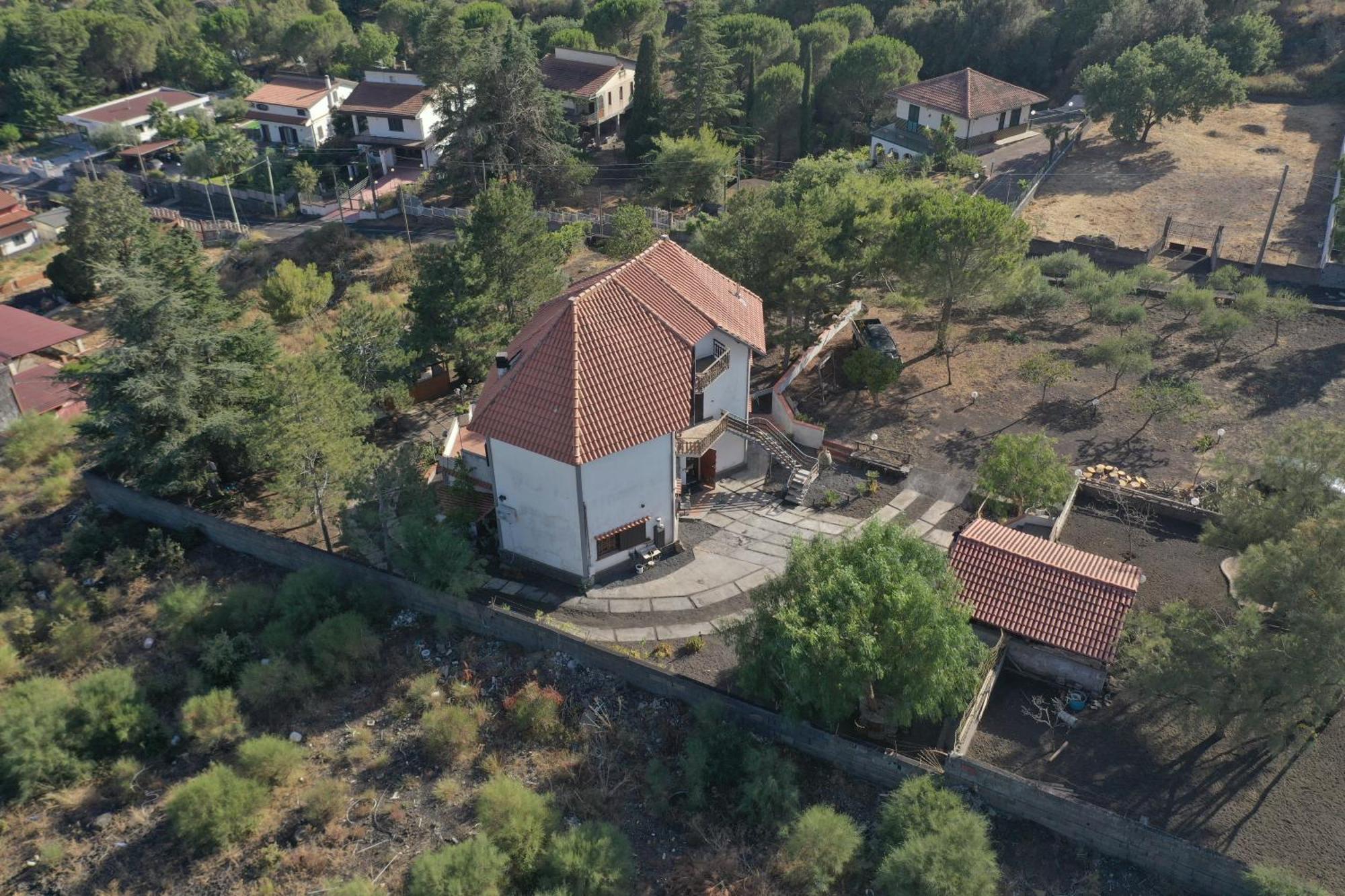 Villa Joele Nicolosi Luaran gambar