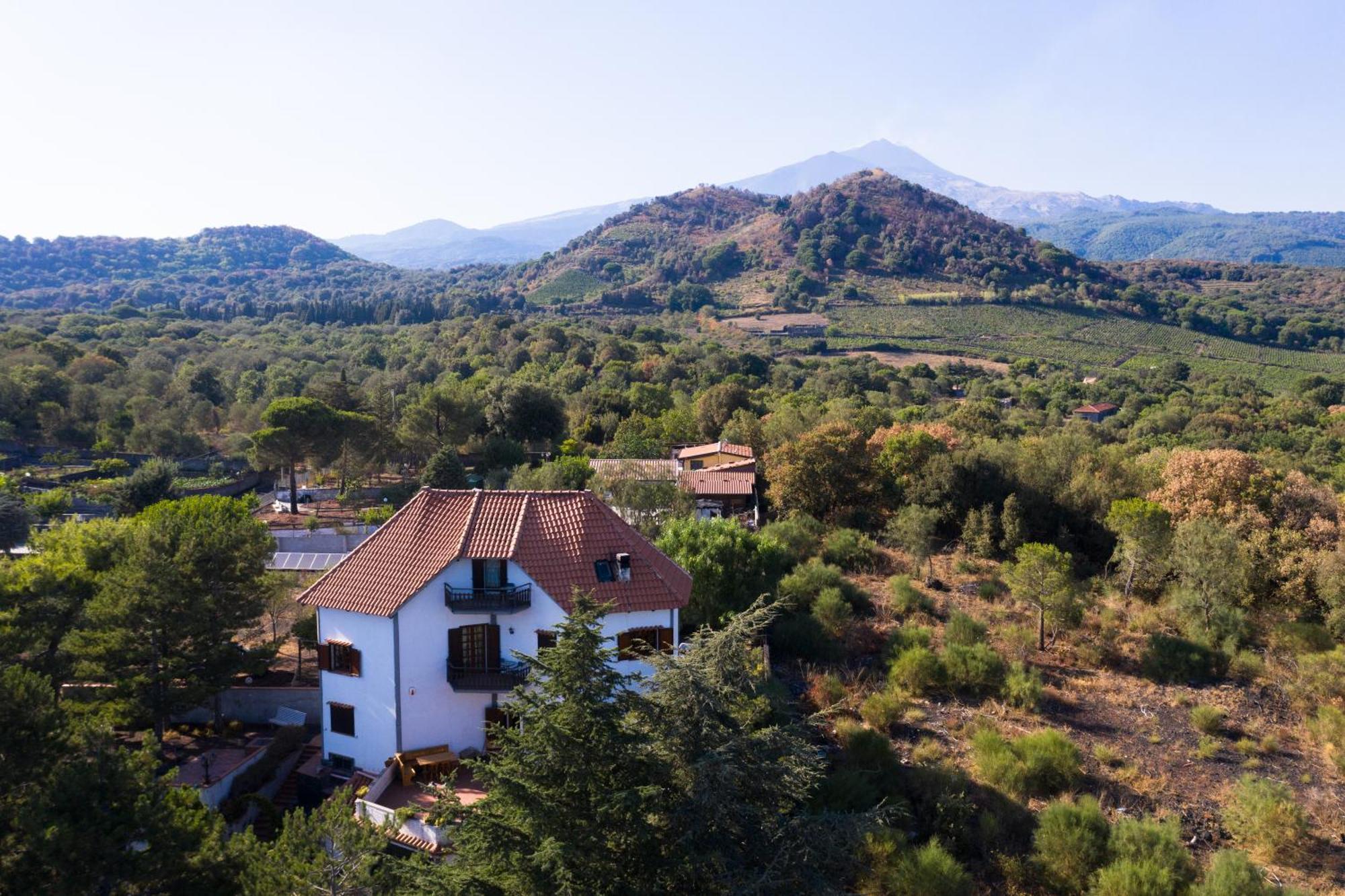 Villa Joele Nicolosi Luaran gambar